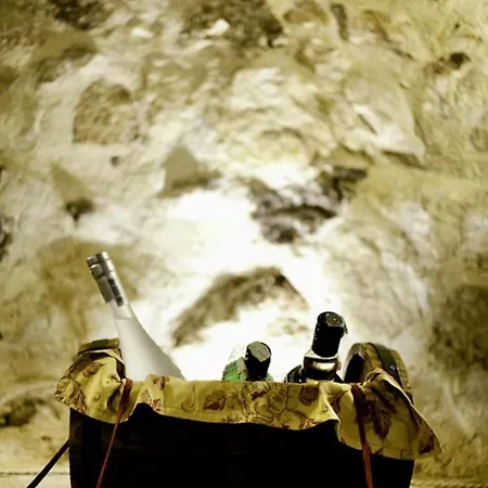 Torre Dei Sogni 3* סולמונה