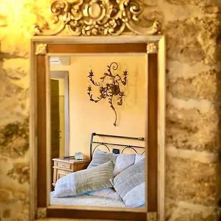 Torre Dei Sogni לינה וארוחת בוקר סולמונה